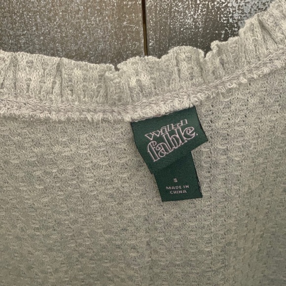 SOLD! {Wild Fable} Crop Tank Top - Picture 5 of 8